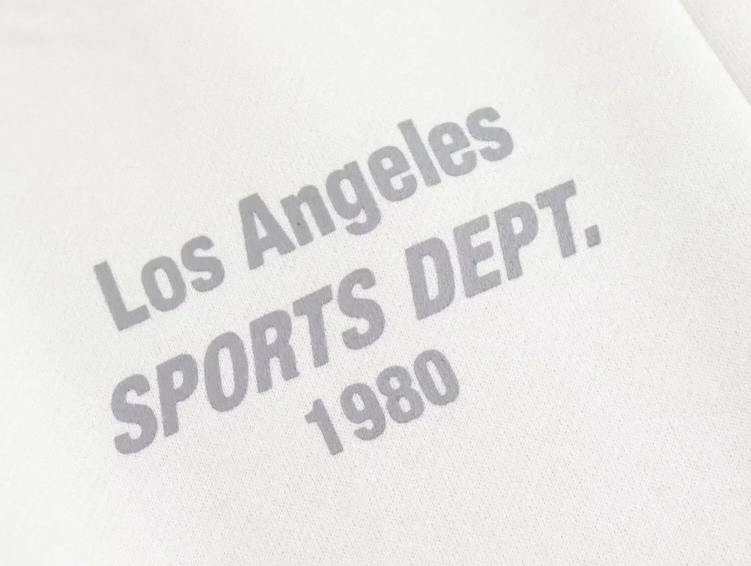 Phaedra – Zip-up hoodie & sporty sweatpants – City lounge set-15133709369717-Nancy & Mae Savannah