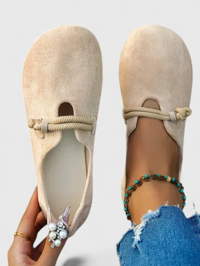 AVELISSE - COMFORT SHOES-15549014311285-Nancy & Mae Savannah