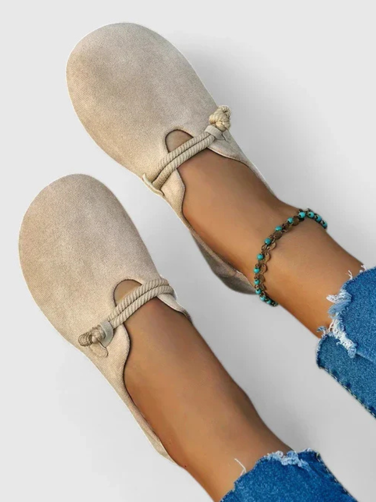 AVELISSE - COMFORT SHOES-15549014311285-Nancy & Mae Savannah