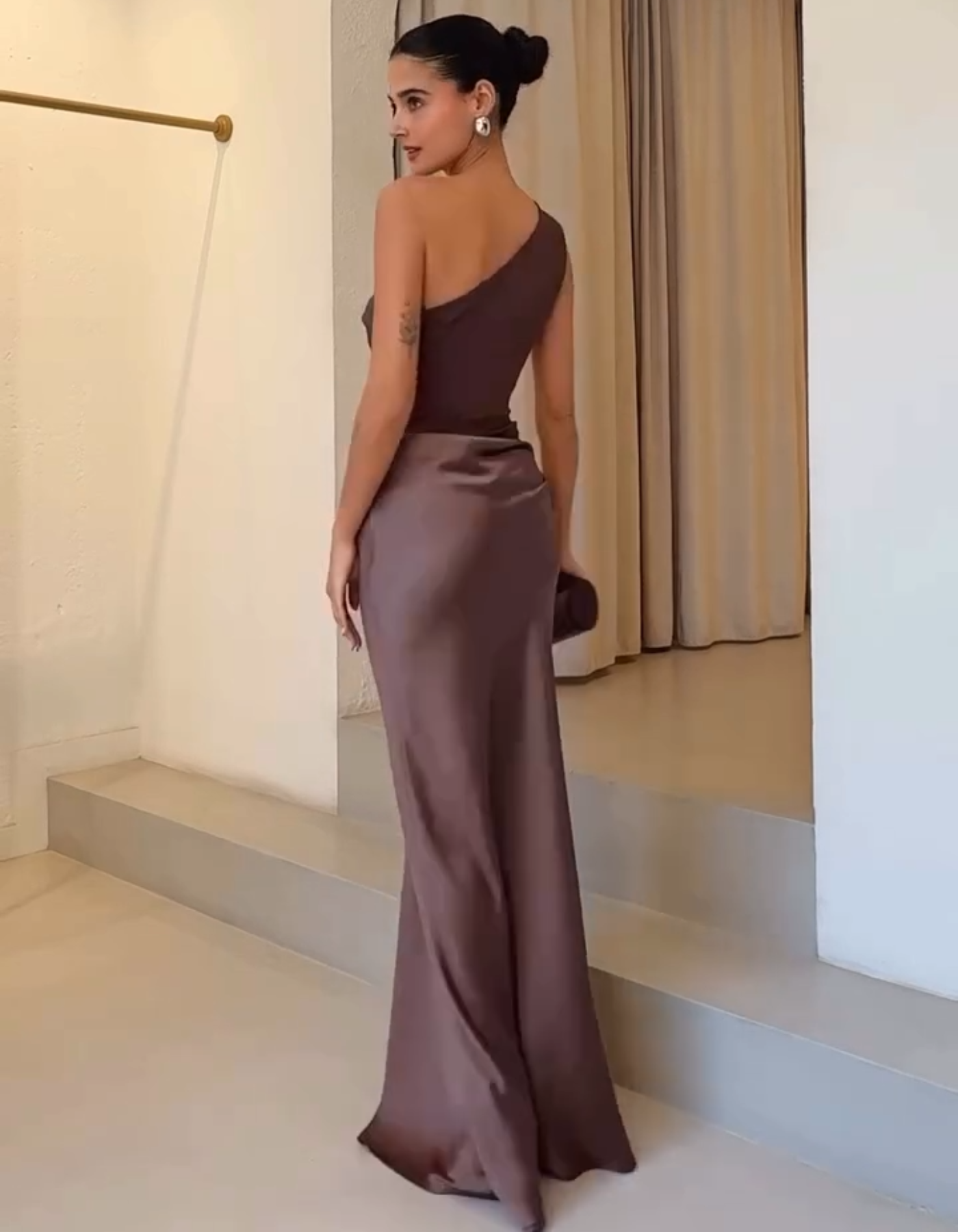 Amaretta – Sculpted drape – Satin evening gown-15133711434101-Mirella Fiore