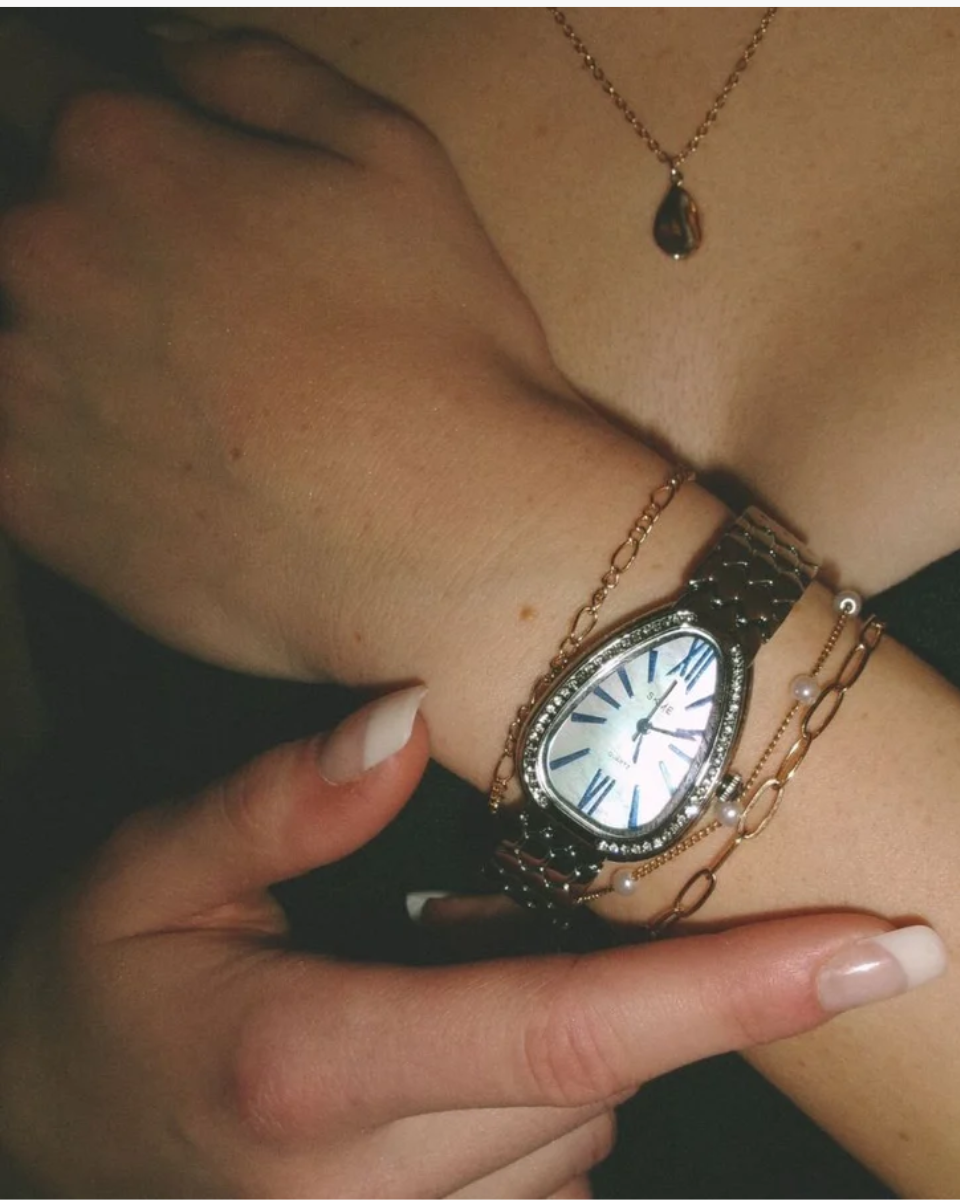Aurelia – Teardrop design – Gold-toned watch-15233938030965-Mirella Fiore