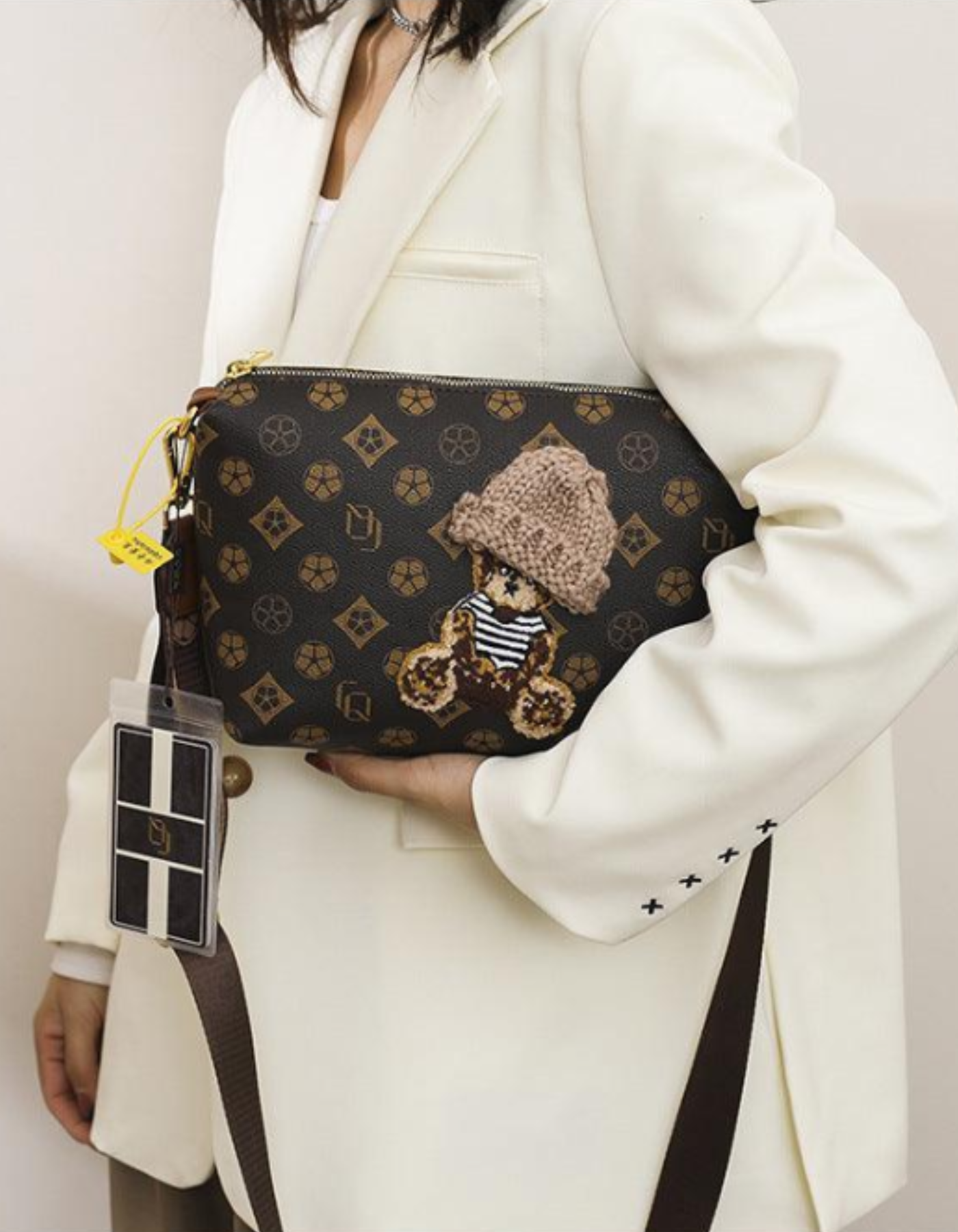 Berenza – Knitted bear accent – Crossbody bag-15209173483893-Mirella Fiore