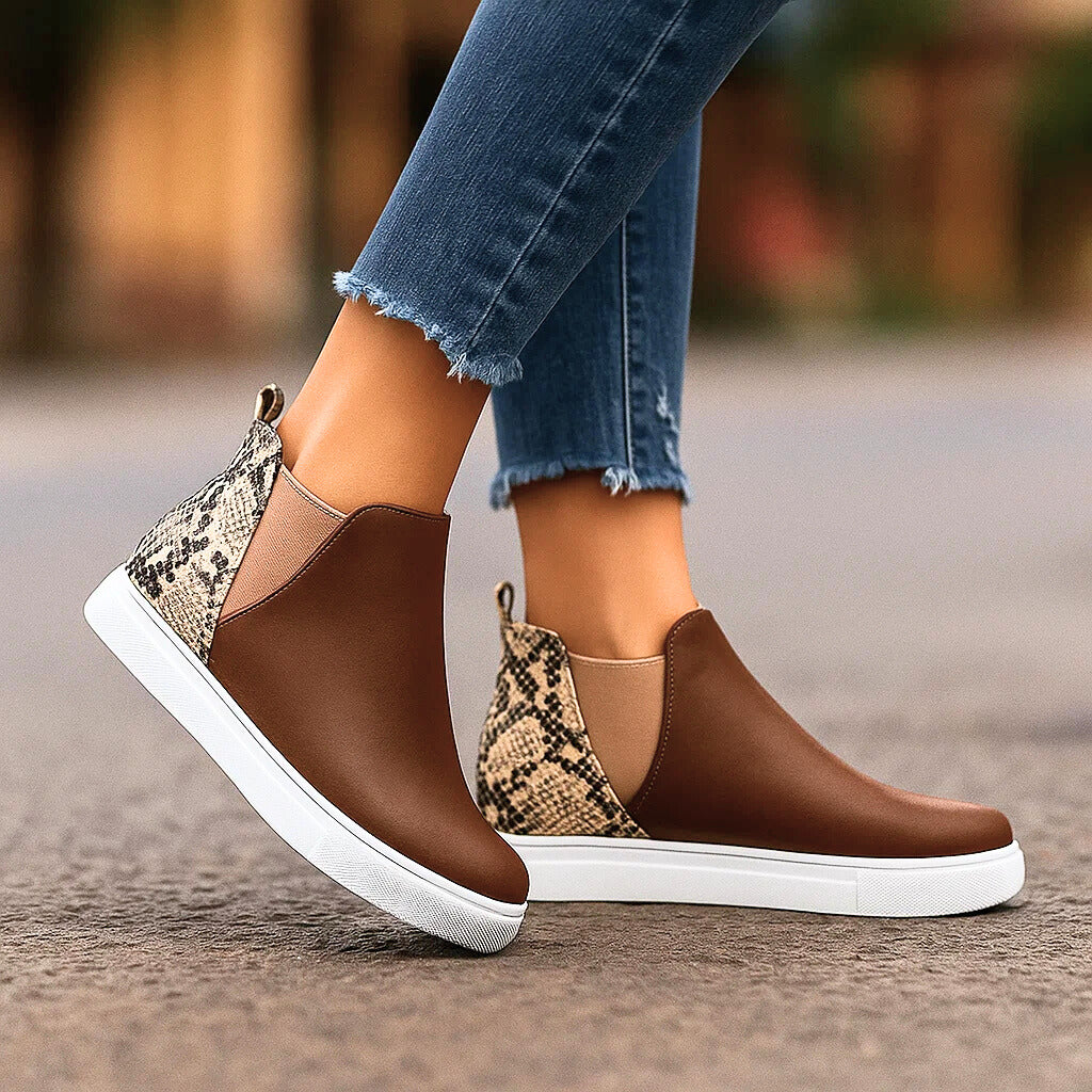 CAMRYN - CREST SLIP ONS-15560642167157-Nancy & Mae Savannah