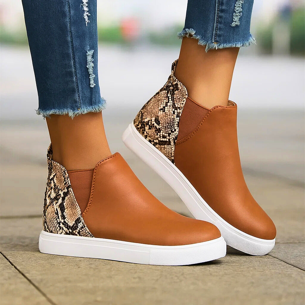 CAMRYN - CREST SLIP ONS-15560642167157-Nancy & Mae Savannah