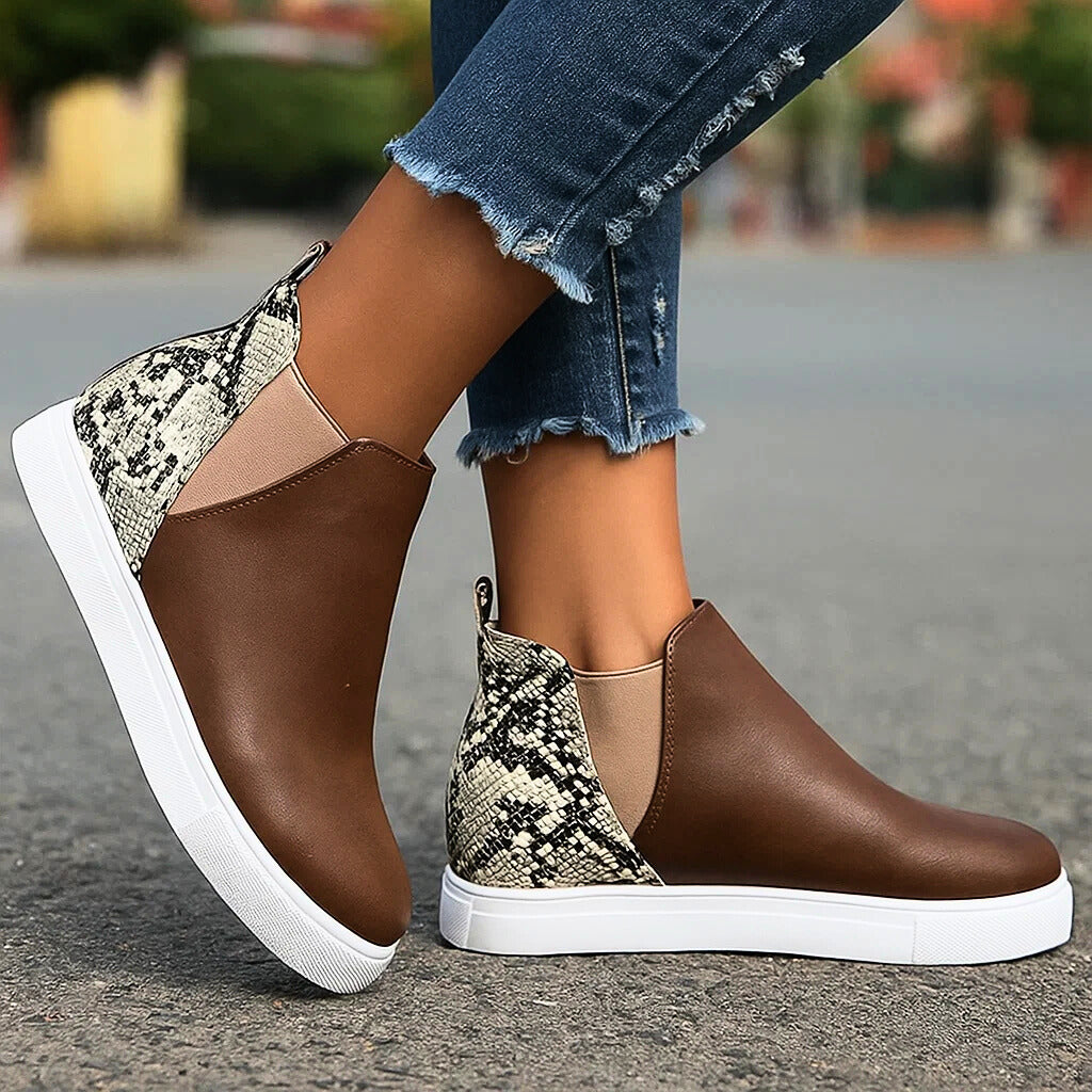 CAMRYN - CREST SLIP ONS-15560642167157-Nancy & Mae Savannah