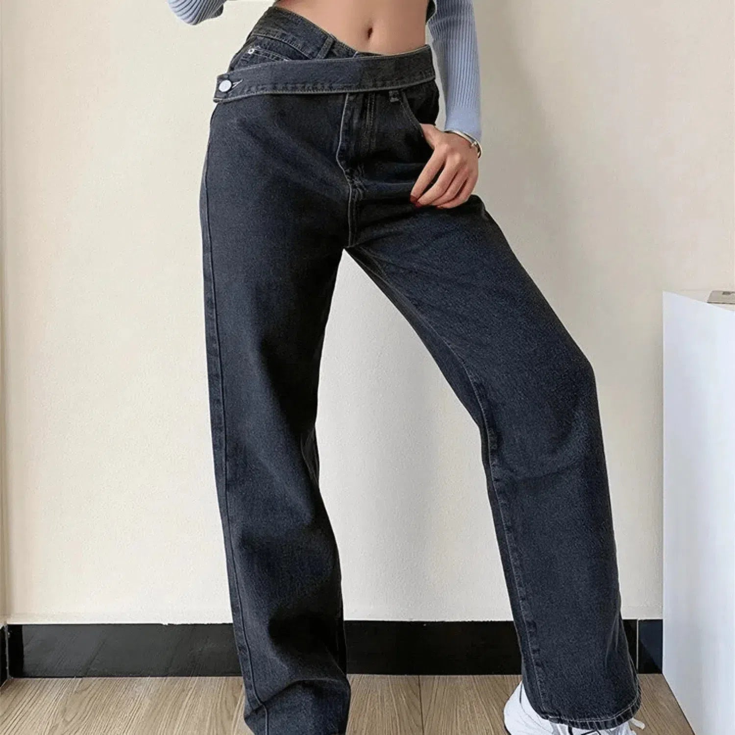 Casila – Asymmetrical closure – Straight-leg jeans-15133677453685-Mirella Fiore