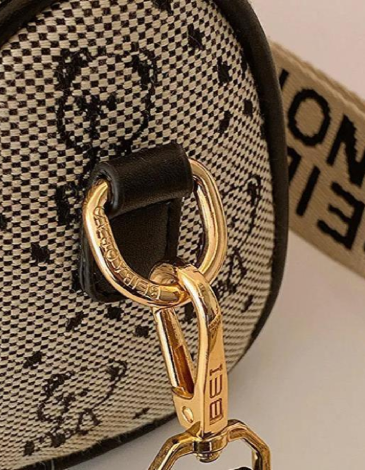 Celinea – Embellished bunny charm – Crossbody bag-15209173647733-Mirella Fiore