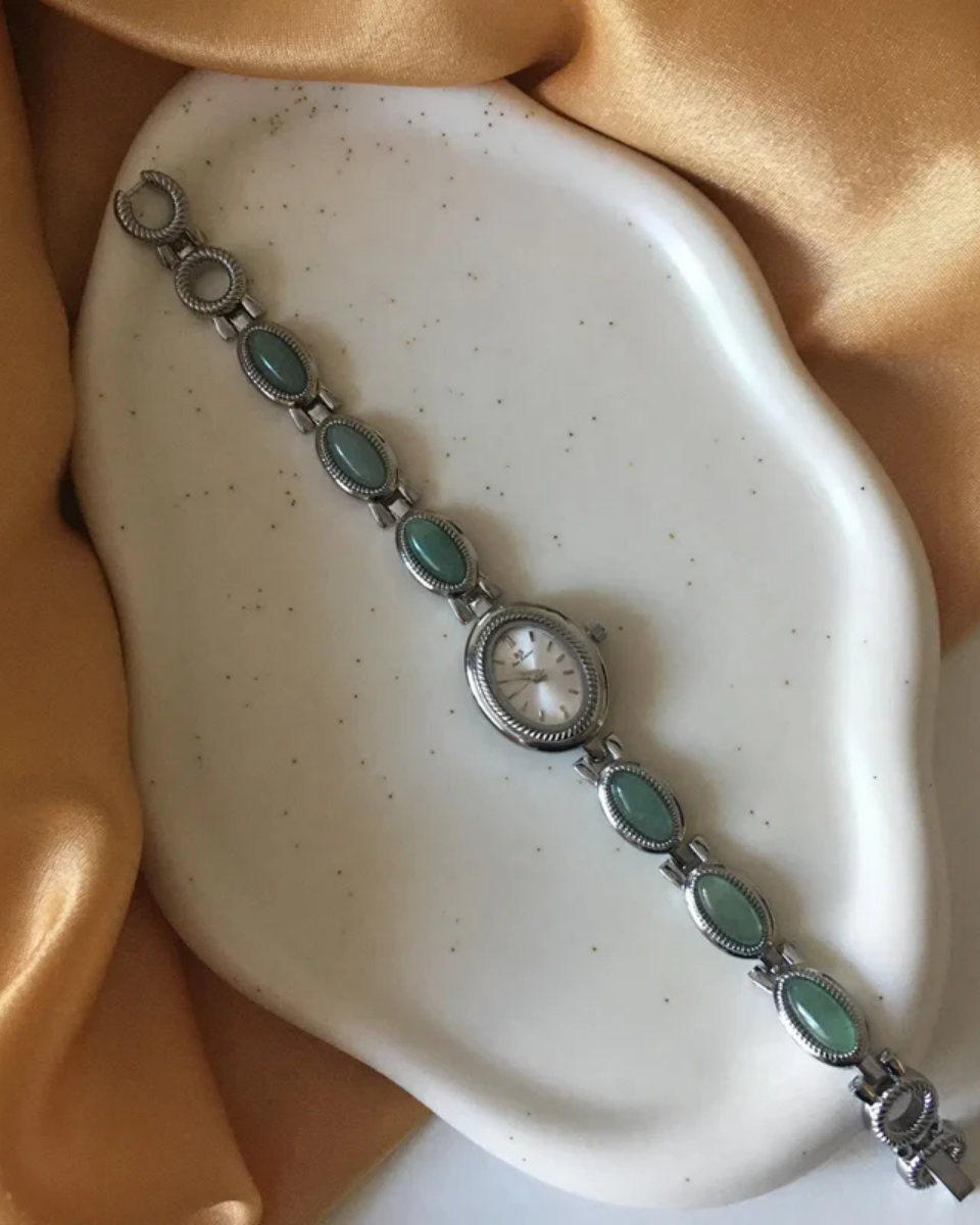 Cettina – Green stone accents – Vintage watch-15233937473909-Nancy & Mae Savannah