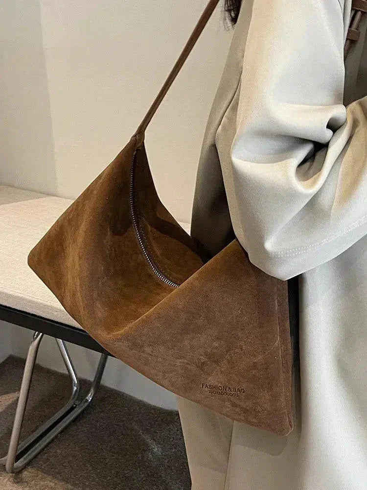 Claudia – Classic refined design – Suede crossbody-15133571776885-Mirella Fiore