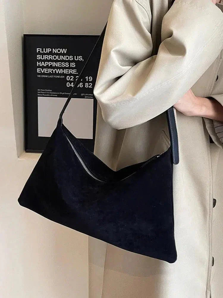 Claudia – Classic refined design – Suede crossbody-15133571776885-Mirella Fiore