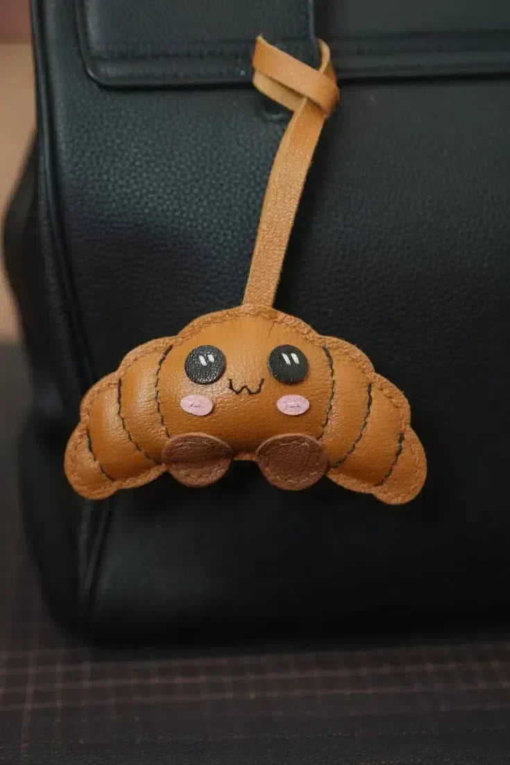 Croissant – Chic design – Bag charm-15133607526773-Nancy & Mae Savannah