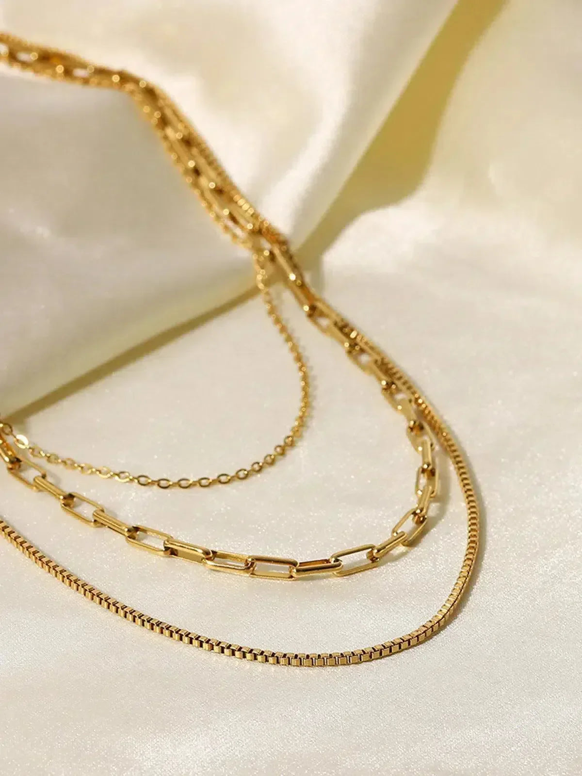 Étoile – Parisian chic design – Layered necklace-15227799896437-Nancy & Mae Savannah