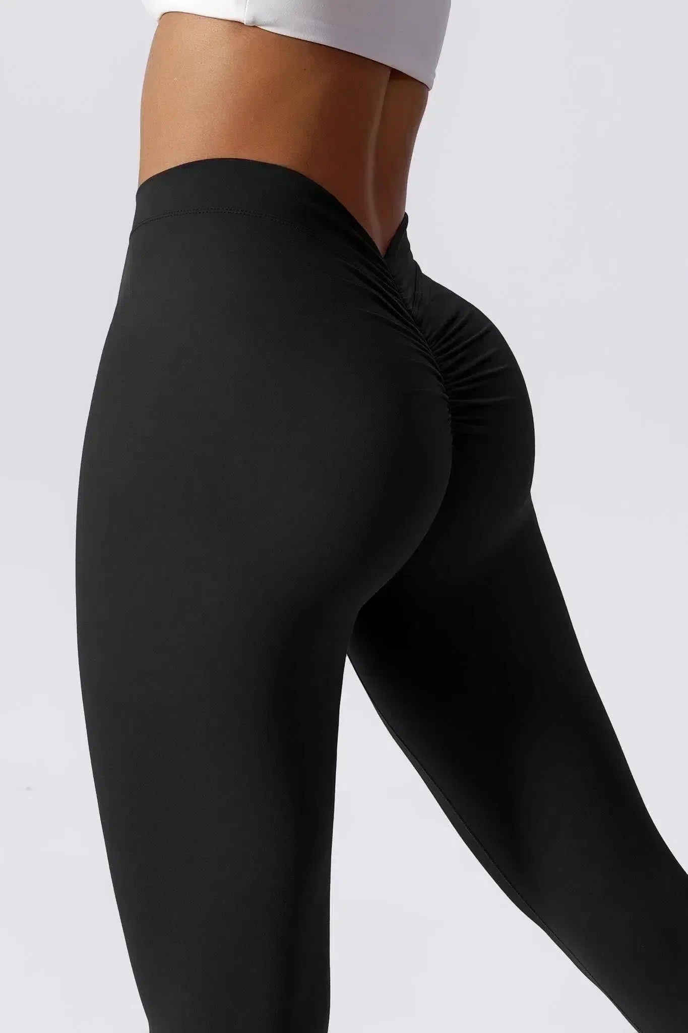 Fia – V-shaped waistband – Active leggings-15134060839285-Mirella Fiore