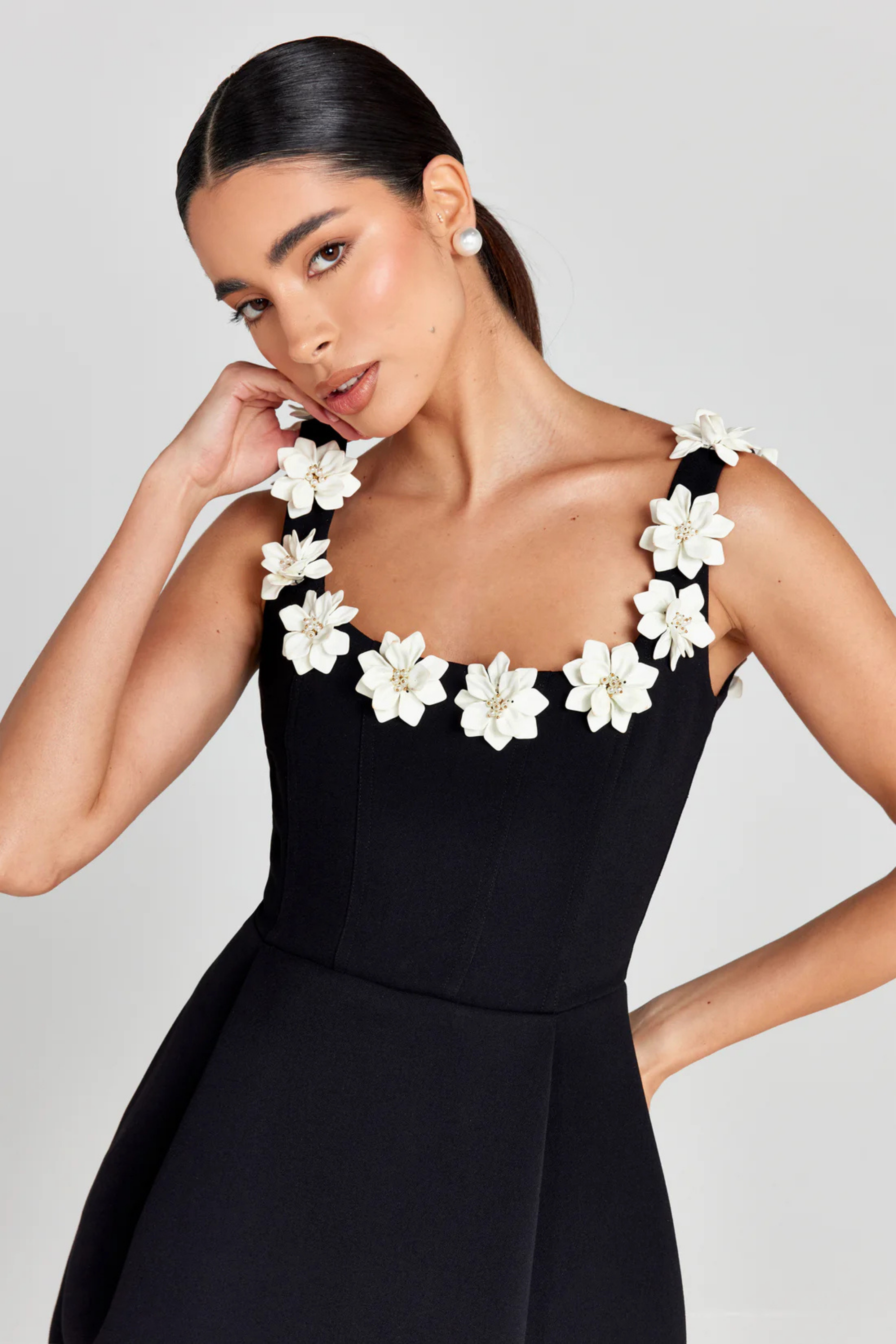 Fionna – Bloom-trimmed charm – Mini dress-15274399400309-Mirella Fiore