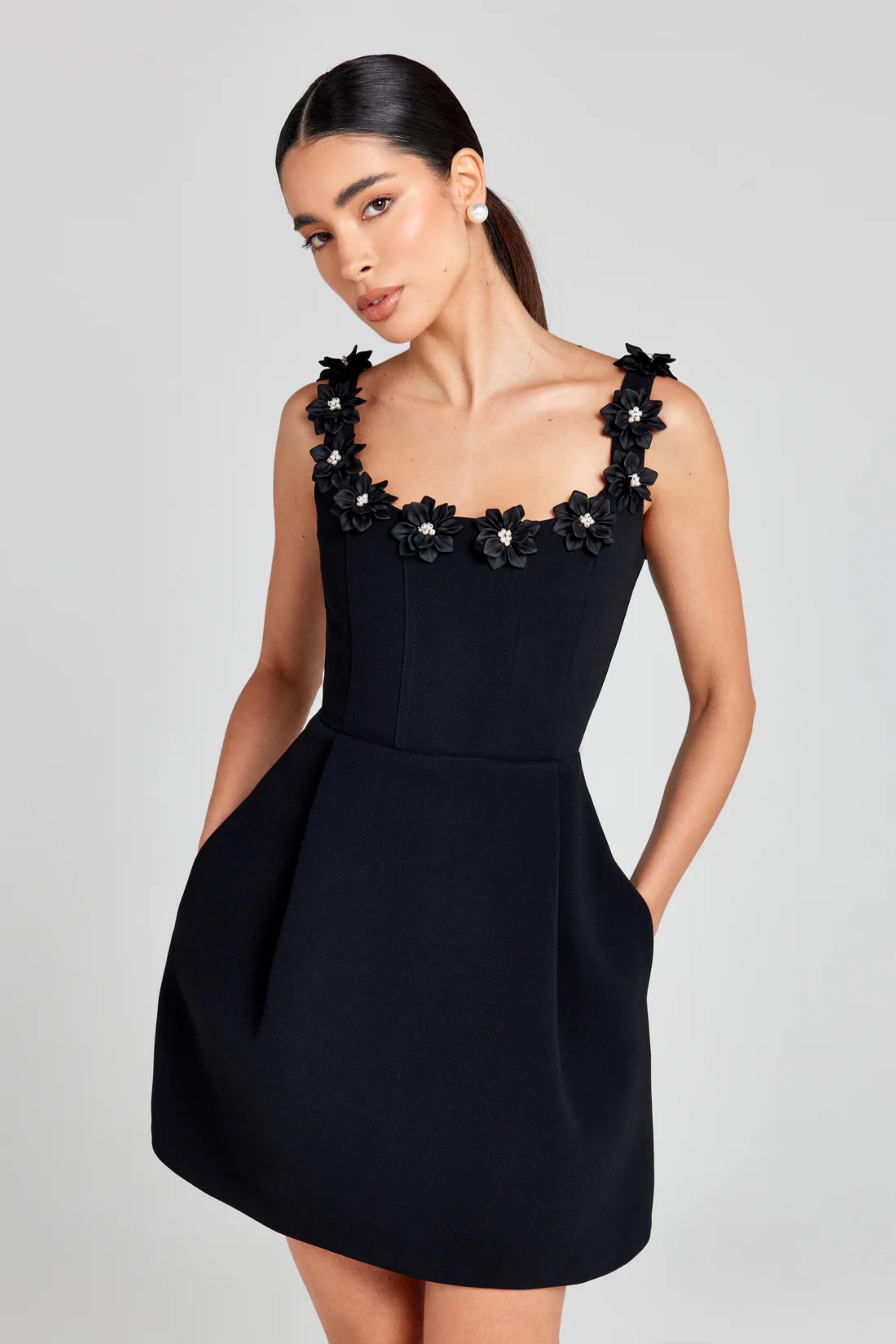 Fionna – Bloom-trimmed charm – Mini dress-15274399400309-Mirella Fiore