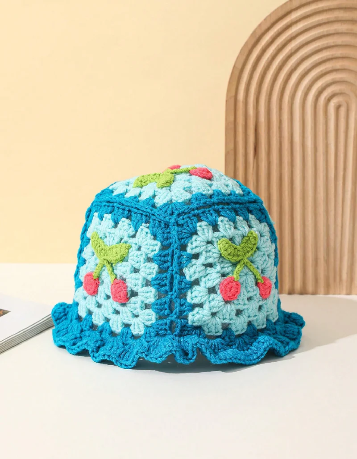 Frambella – Strawberry motif – Crochet hat-15133808656757-Mirella Fiore