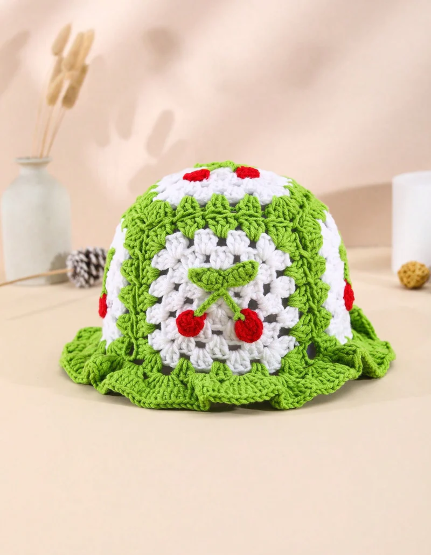 Frambella – Strawberry motif – Crochet hat-15133808656757-Nancy & Mae Savannah