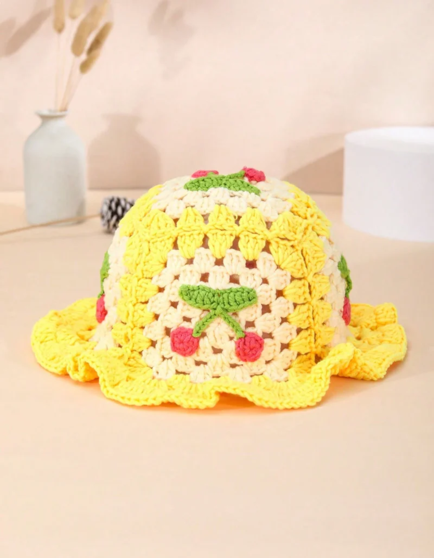 Frambella – Strawberry motif – Crochet hat-15133808656757-Nancy & Mae Savannah