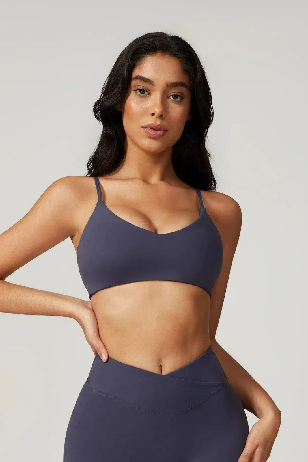 Idalia – V-waist design – Sports bra & shorts set-15133712089461-Mirella Fiore