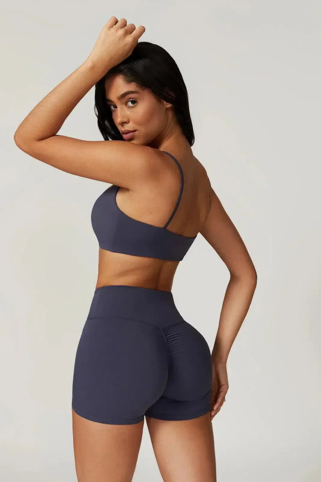 Idalia – V-waist design – Sports bra & shorts set-15133712089461-Mirella Fiore