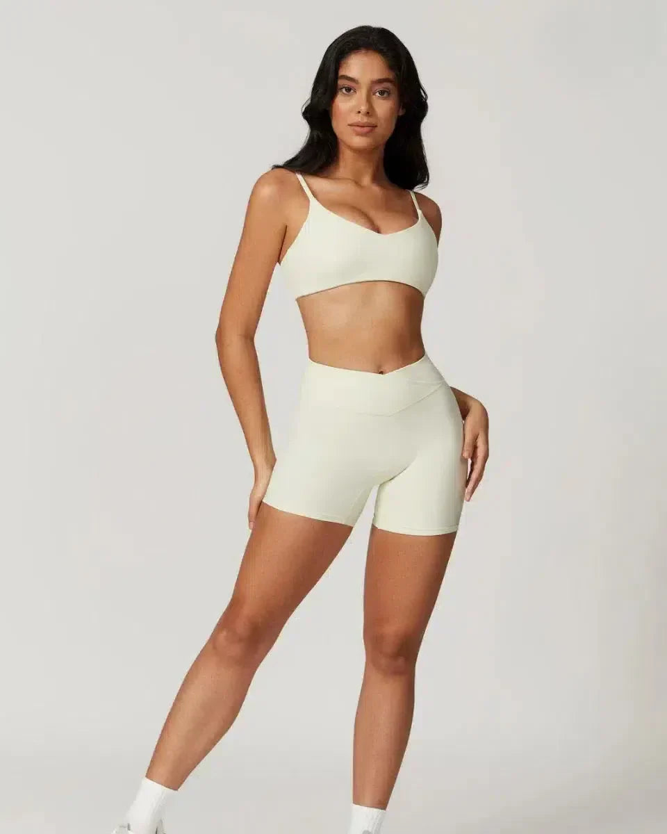 Idalia – V-waist design – Sports bra & shorts set-15133712089461-Mirella Fiore