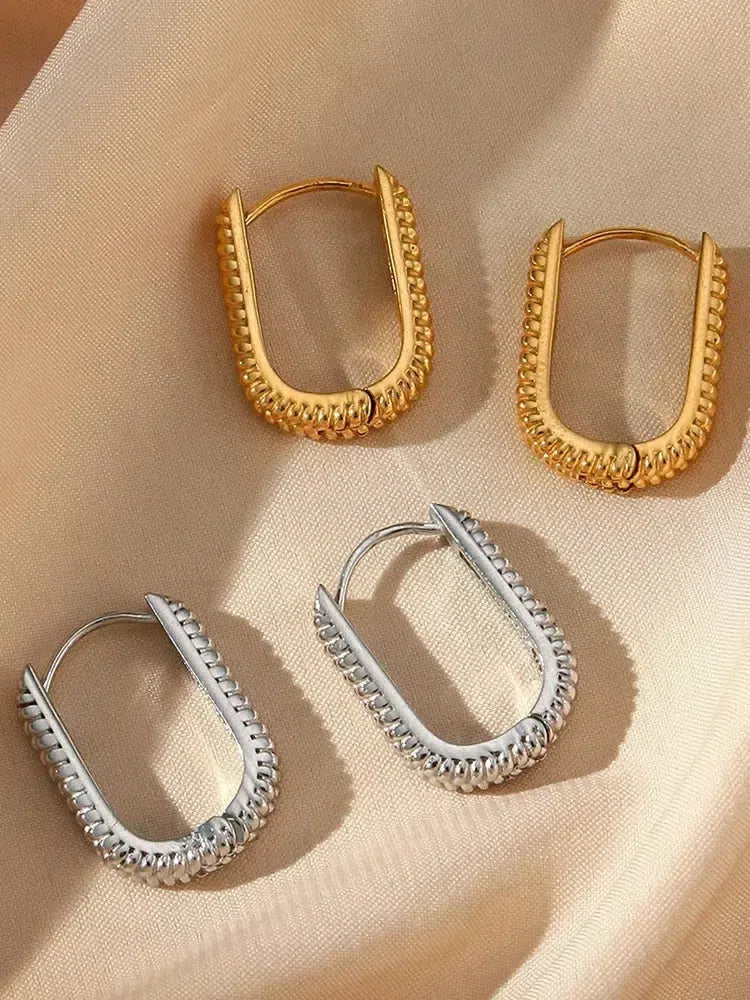 Ketzia – Lightweight design – Oval hoops-15227778564469-Mirella Fiore