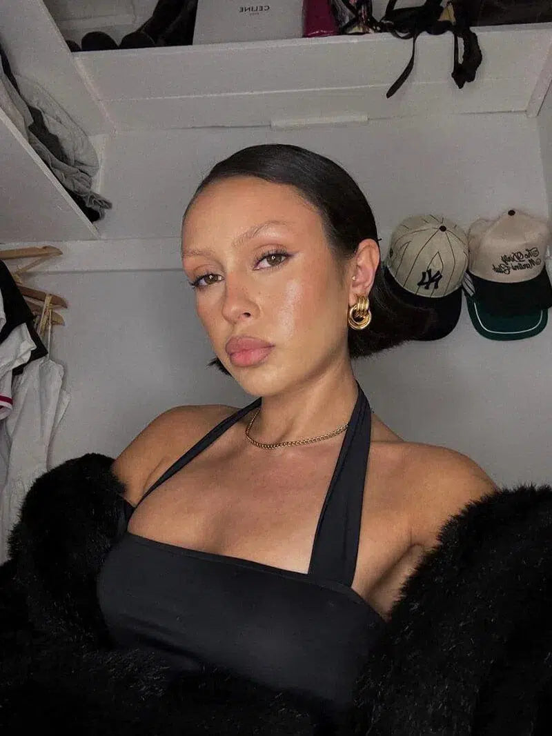 Luisa – Hollow design – Mini hoop earrings-15227778433397-Nancy & Mae Savannah