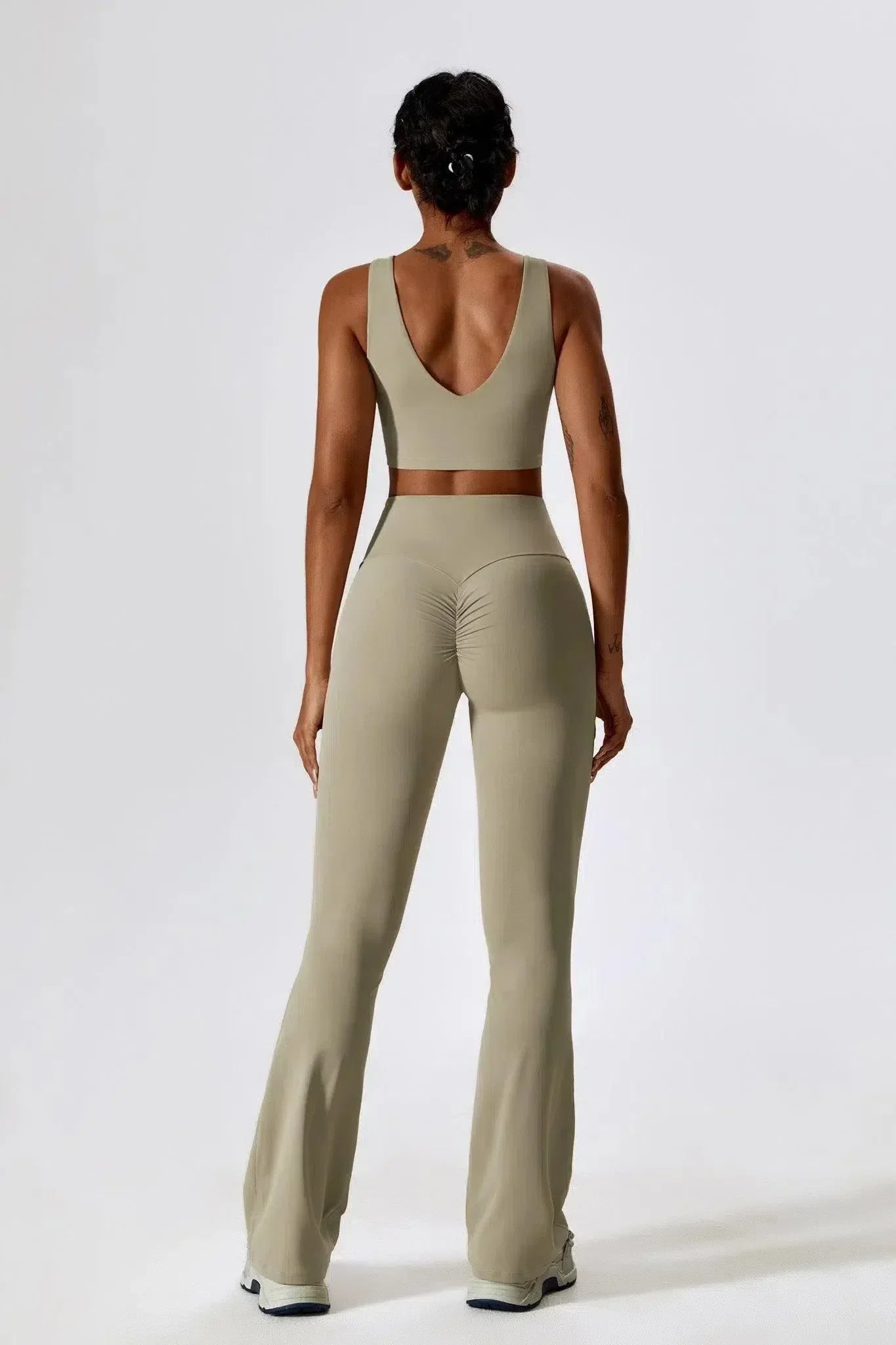 Mariuccia – Scoop neckline – Sports bra & flared leggings set-15133676372341-Mirella Fiore
