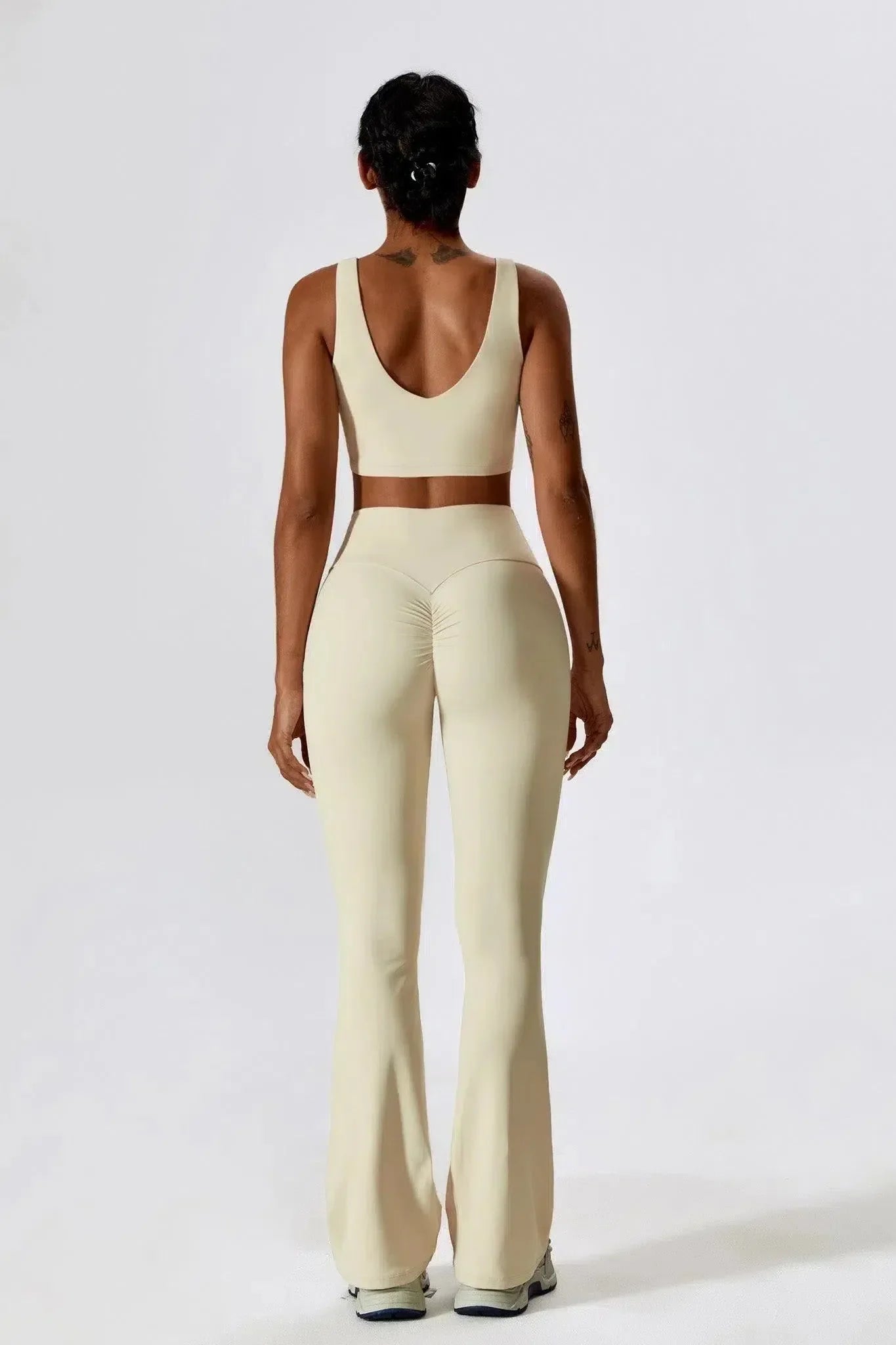 Mariuccia – Scoop neckline – Sports bra & flared leggings set-15133676372341-Mirella Fiore
