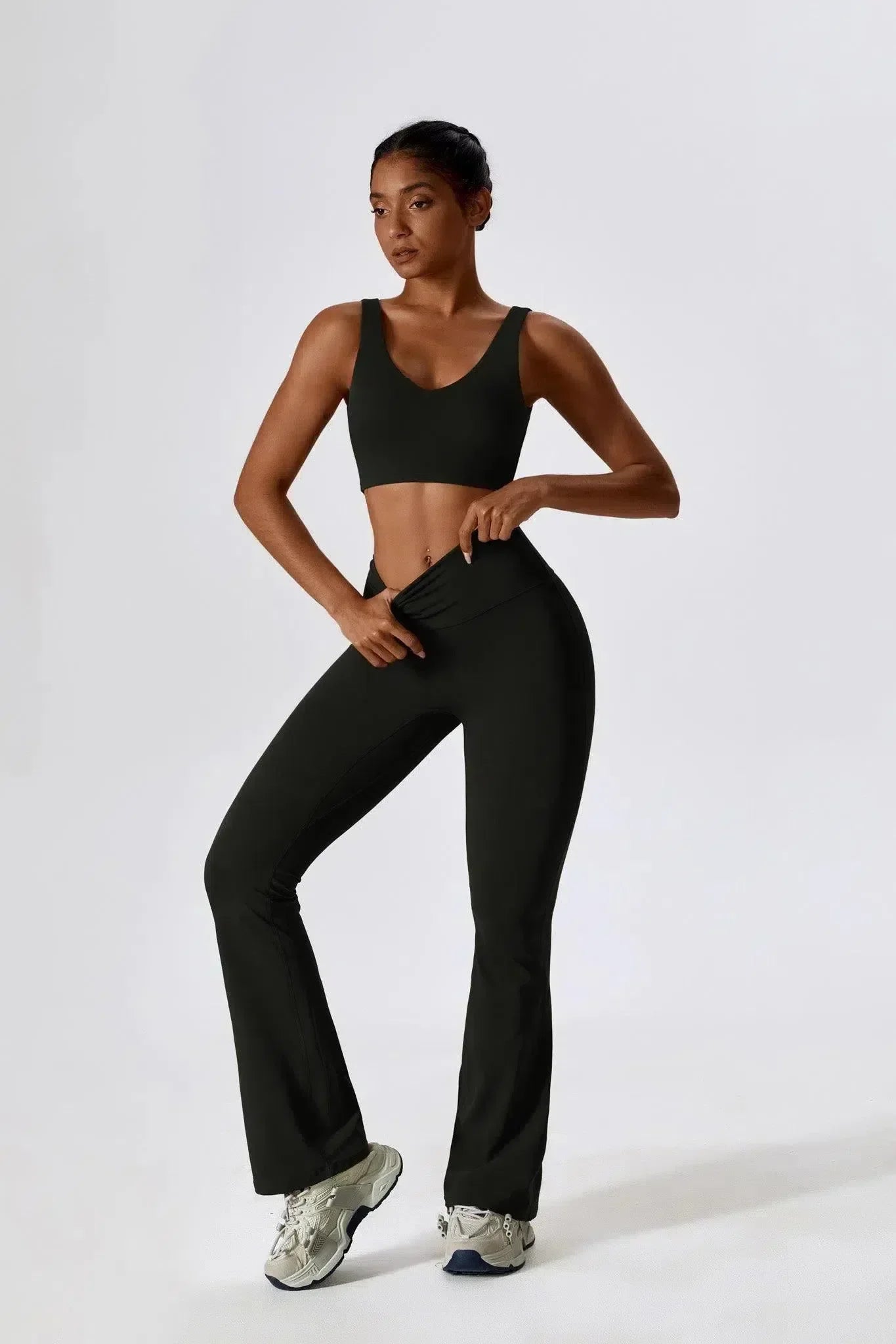 Mariuccia – Scoop neckline – Sports bra & flared leggings set-15133676372341-Mirella Fiore