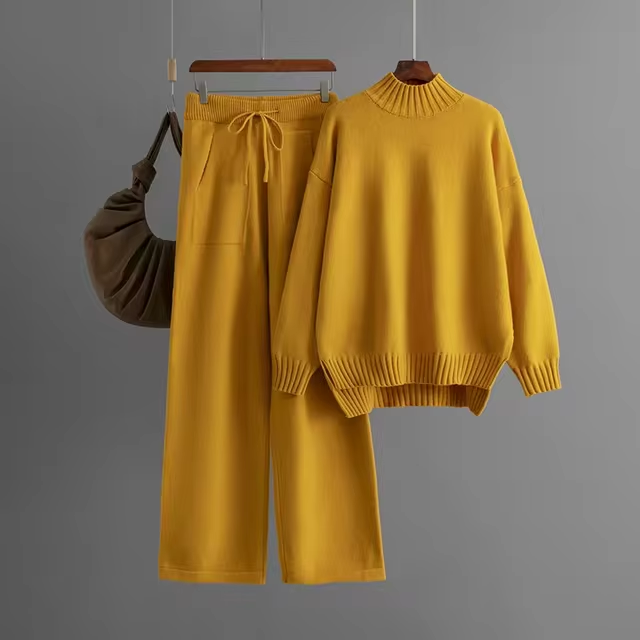Nia - Elegant Set with Long-Sleeved Blouse and Straight Pants-15553174176117-Mirella Fiore