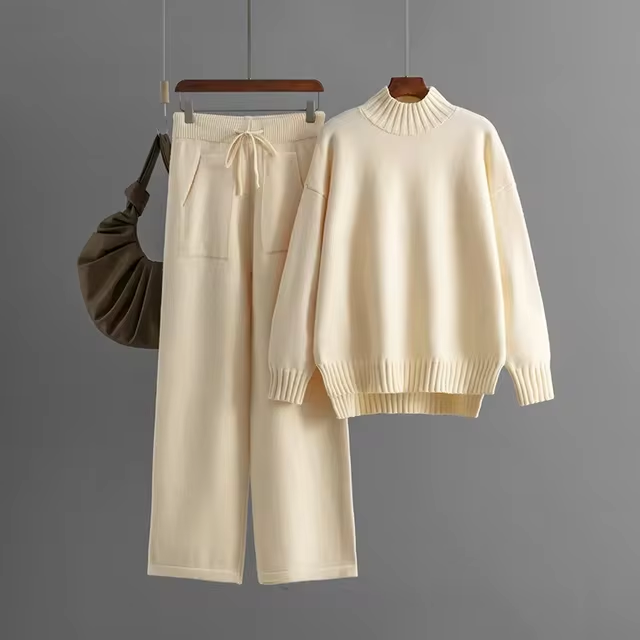 Nia - Elegant Set with Long-Sleeved Blouse and Straight Pants-15553174176117-Mirella Fiore