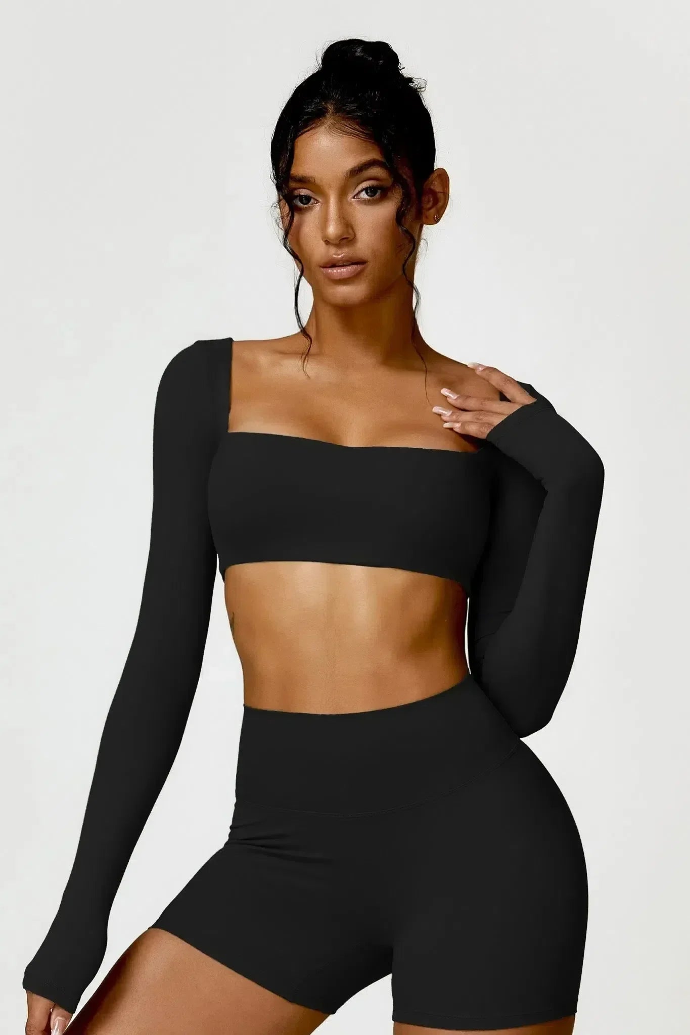 Niamh – U-neckline – Long-sleeve fitness crop top-15134027088245-Mirella Fiore