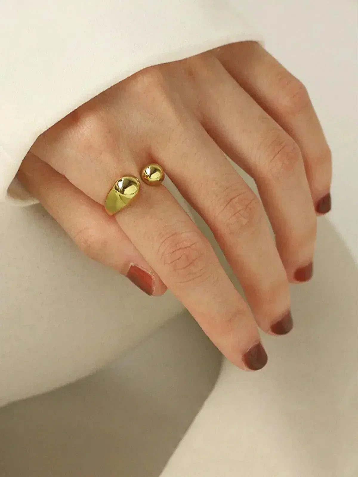 Noxara – Minimalist design – Gold-plated ring-15227807007093-Mirella Fiore