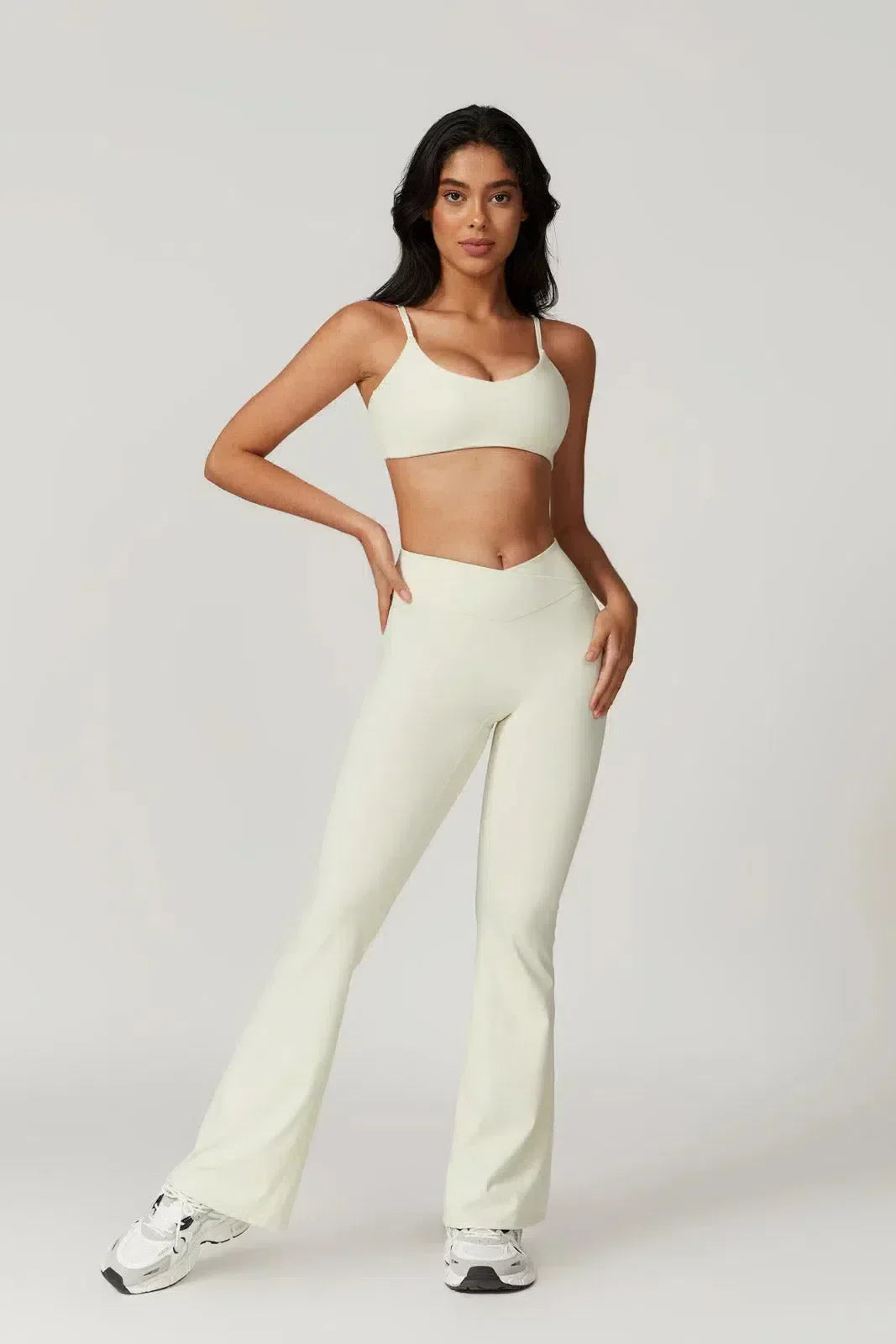Palmira – U-neckline – Sports bra & flared leggings set-15133671457141-Mirella Fiore