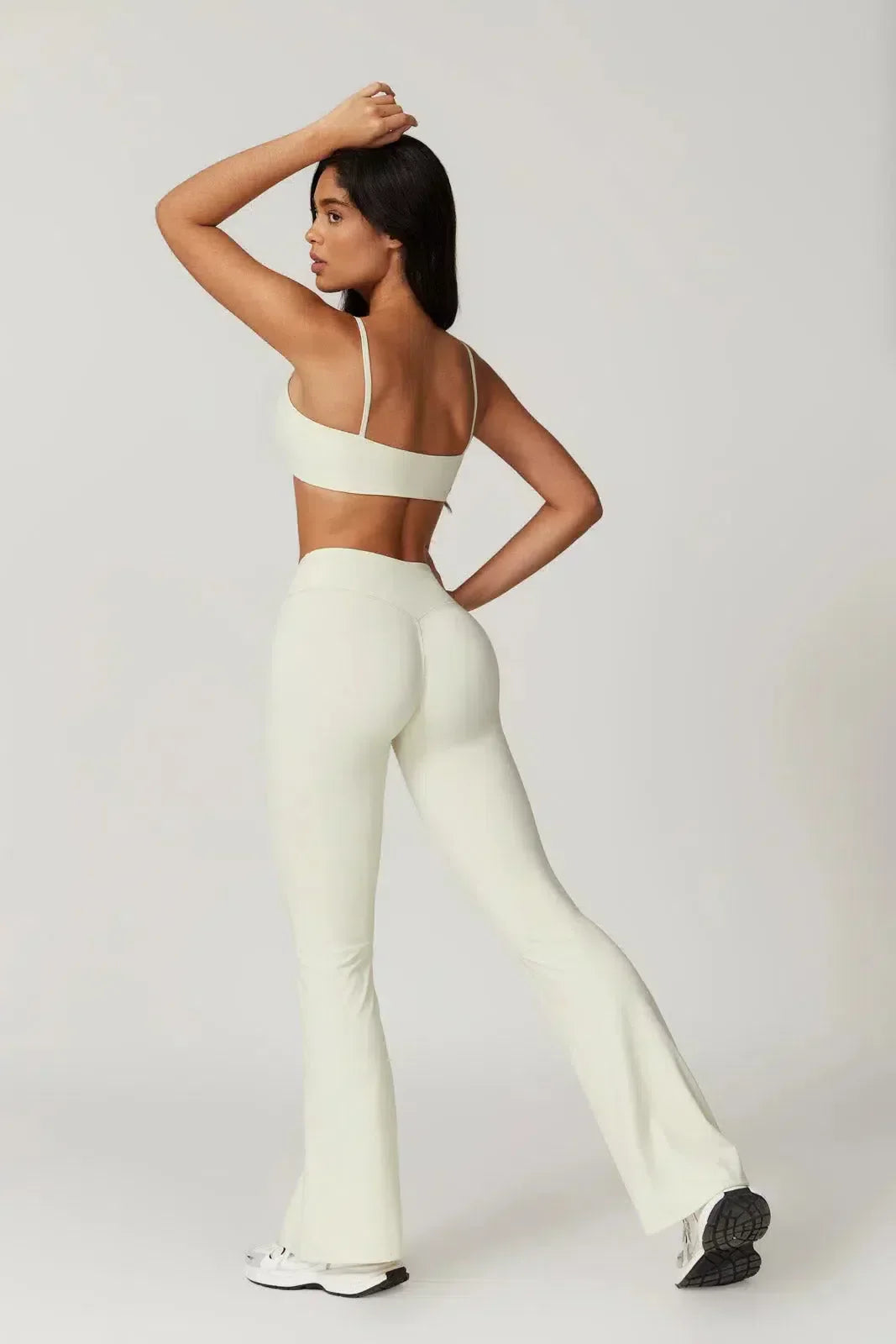 Palmira – U-neckline – Sports bra & flared leggings set-15133671457141-Mirella Fiore