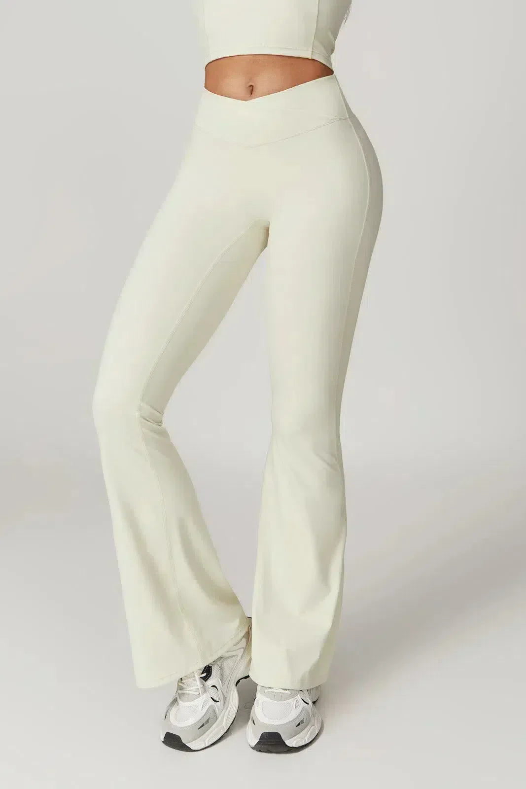 Palmira – U-neckline – Sports bra & flared leggings set-15133671457141-Mirella Fiore
