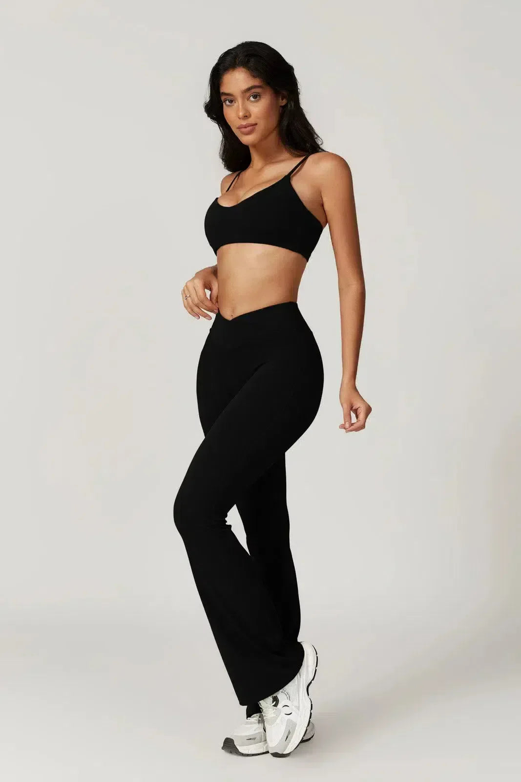 Palmira – U-neckline – Sports bra & flared leggings set-15133671457141-Mirella Fiore