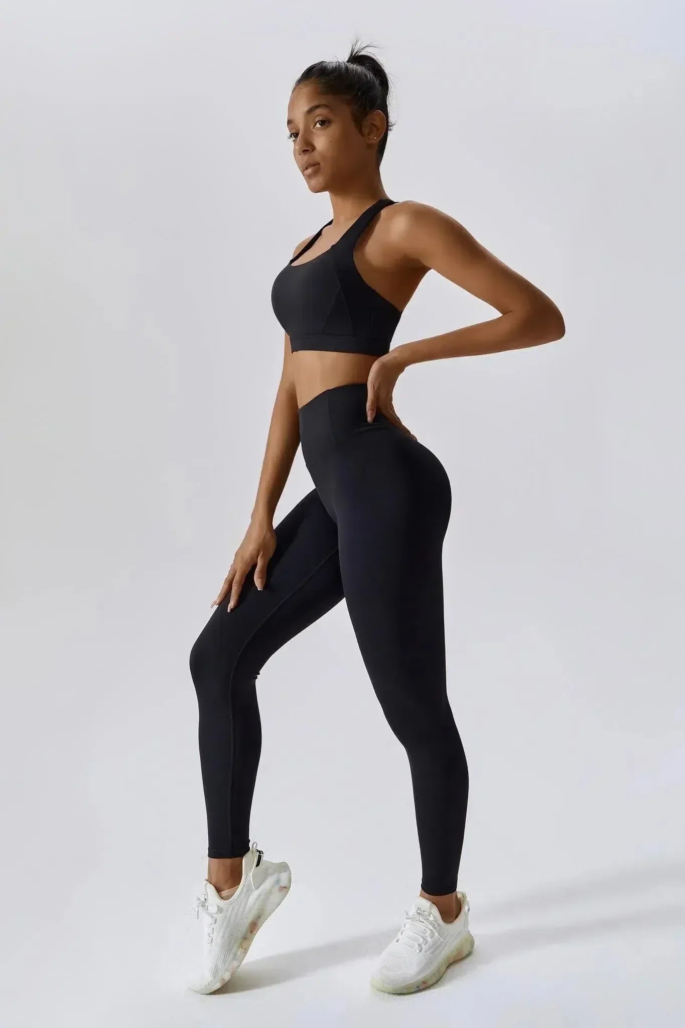 Salvatrice – 3-piece set – Sculpting activewear-15134061298037-Mirella Fiore