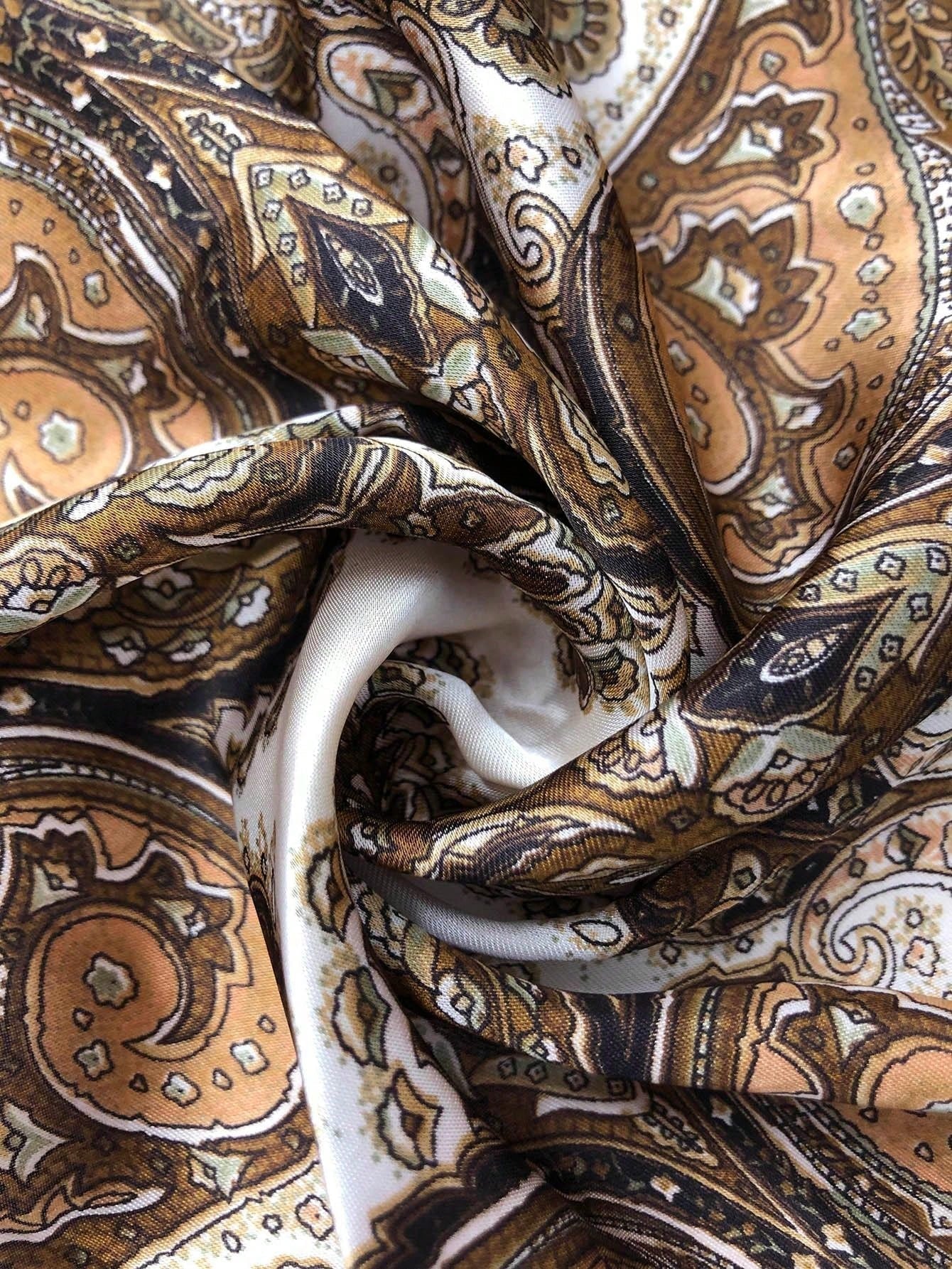 Solenne – Baroque paisley – Head Scarf-15133781721461-Mirella Fiore